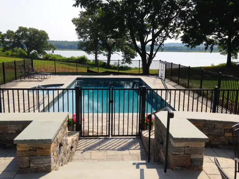 Aluminum Black Fence 100 Series Flush Top Flush Bottom Welded Swing Gate Pool Code