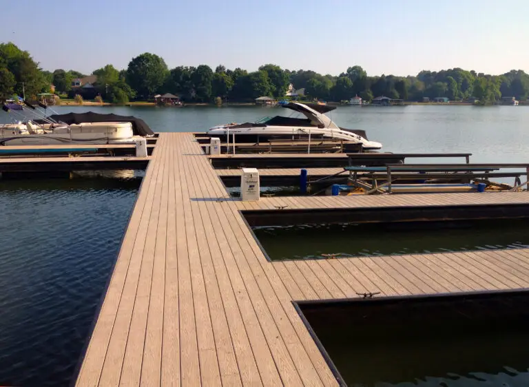 Decking – Dual Sided – Cedar Color
