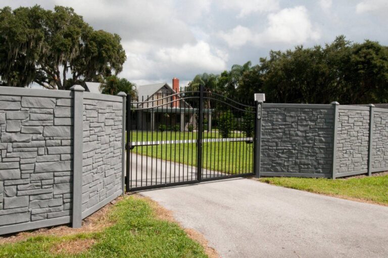 Simtek Molded Privacy Stone Light Grey with Aluminum Double Drive Gate