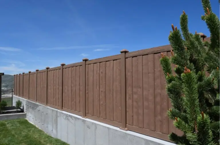 Simtek Sherwood Ashland Wood Look Molded Privacy Dark Brown.